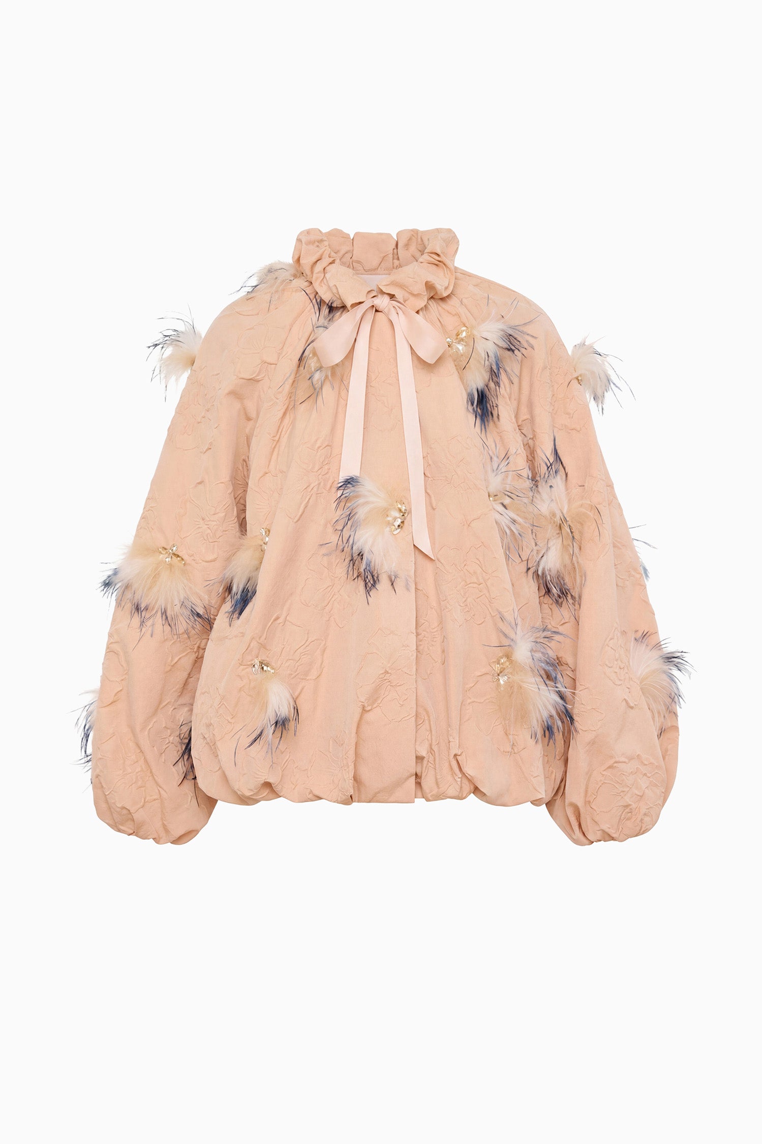 Ulla Johnson Giacca in nylon cloqué Almond con decorazioni in piume - Flat Lay, Designer di lusso | Ulla Johnson