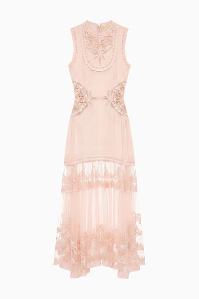Blush Silk Lace Maxi Dress – Flat Lay, luxuriöses Blumen-Spitzen- und Tüll-Detail | Ulla Johnson