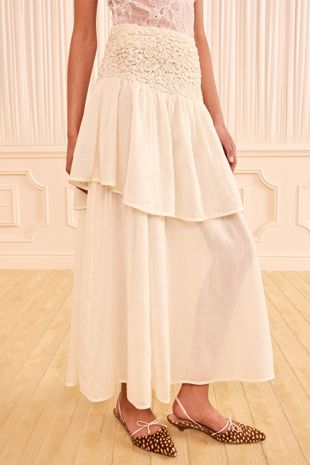Cowrie Cotton Wool Tiered Midi Skirt - Close-Up Skirt Detail | Ulla Johnson