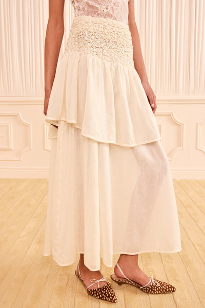 Cowrie Cotton Wool Tiered Midi Skirt - Close-Up Skirt Detail | Ulla Johnson