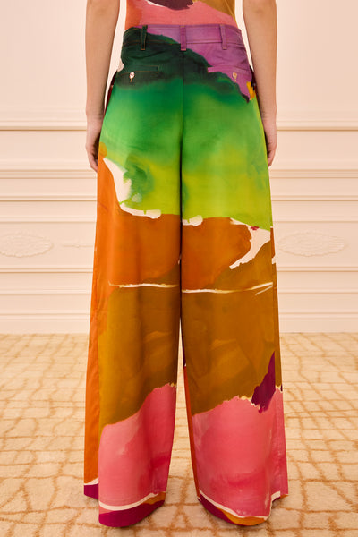 Pantalon large en coton à imprimé abstrait multicolore - Vue de dos sur mannequin | Ulla Johnson