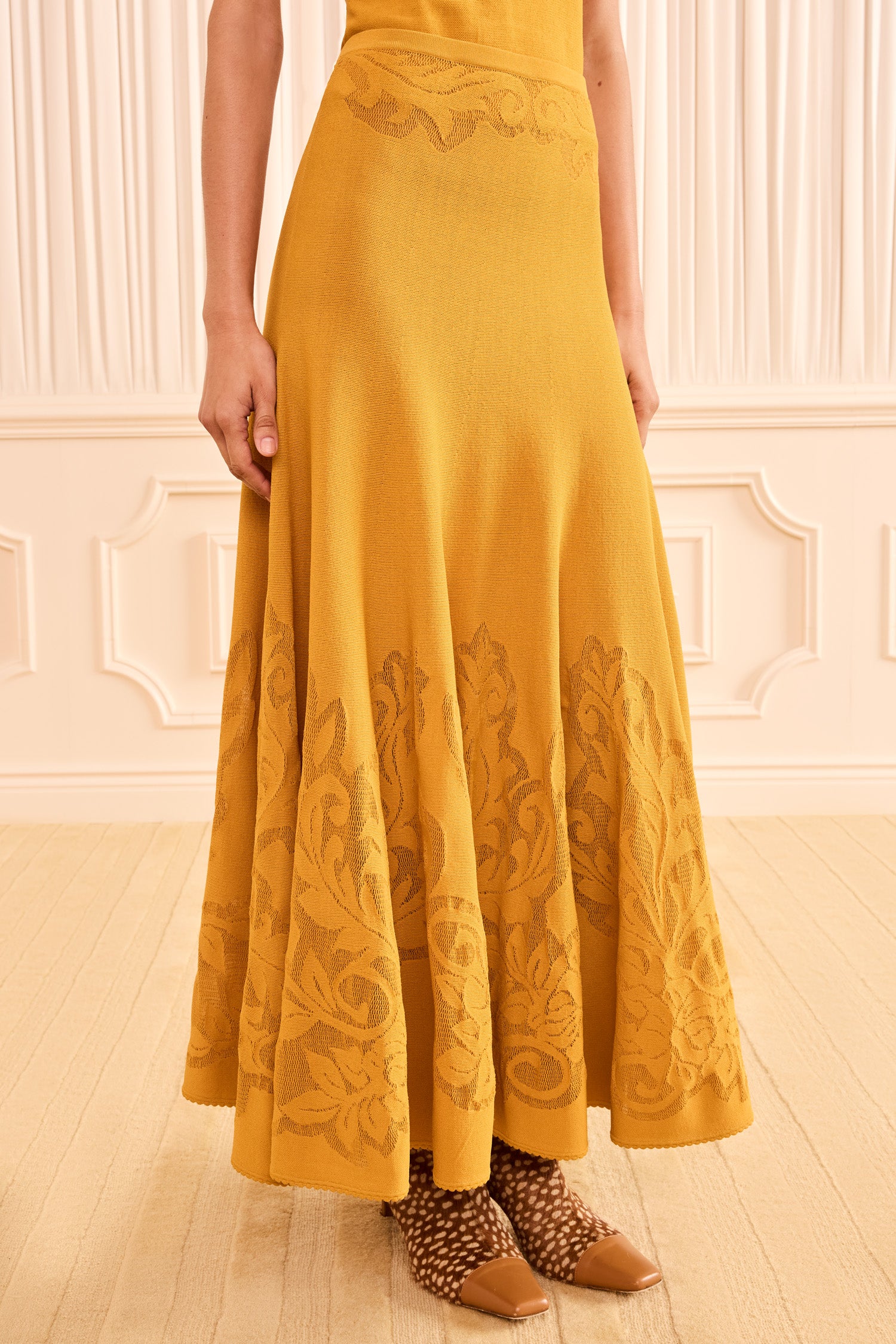 Ulla Johnson Topaz Designer Knit Midi Skirt - Waistband Floral Motif Close-Up | Ulla Johnson