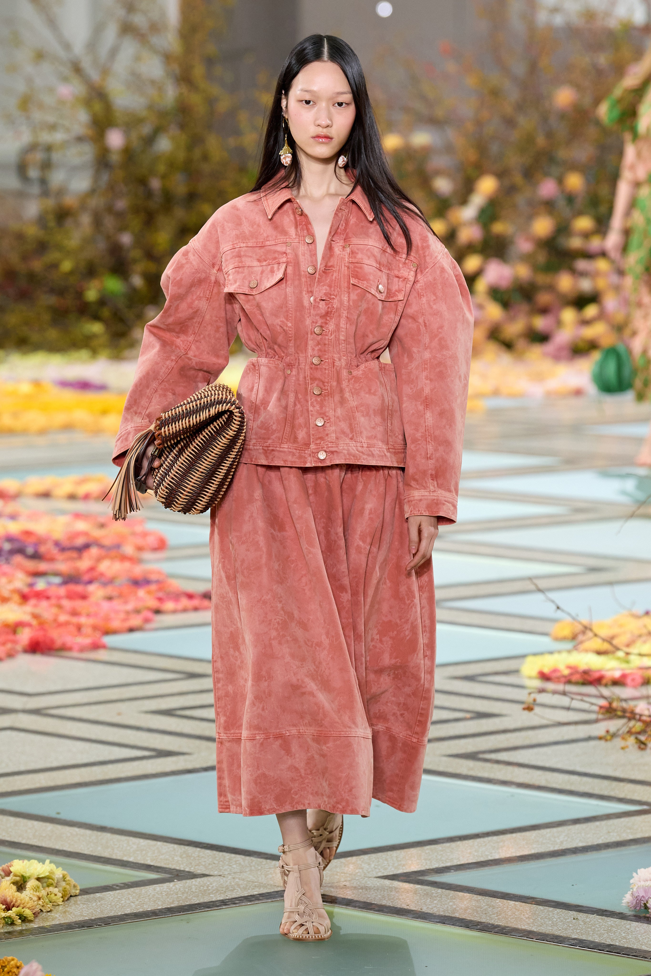 Ulla Johnson SS23 Look 46
