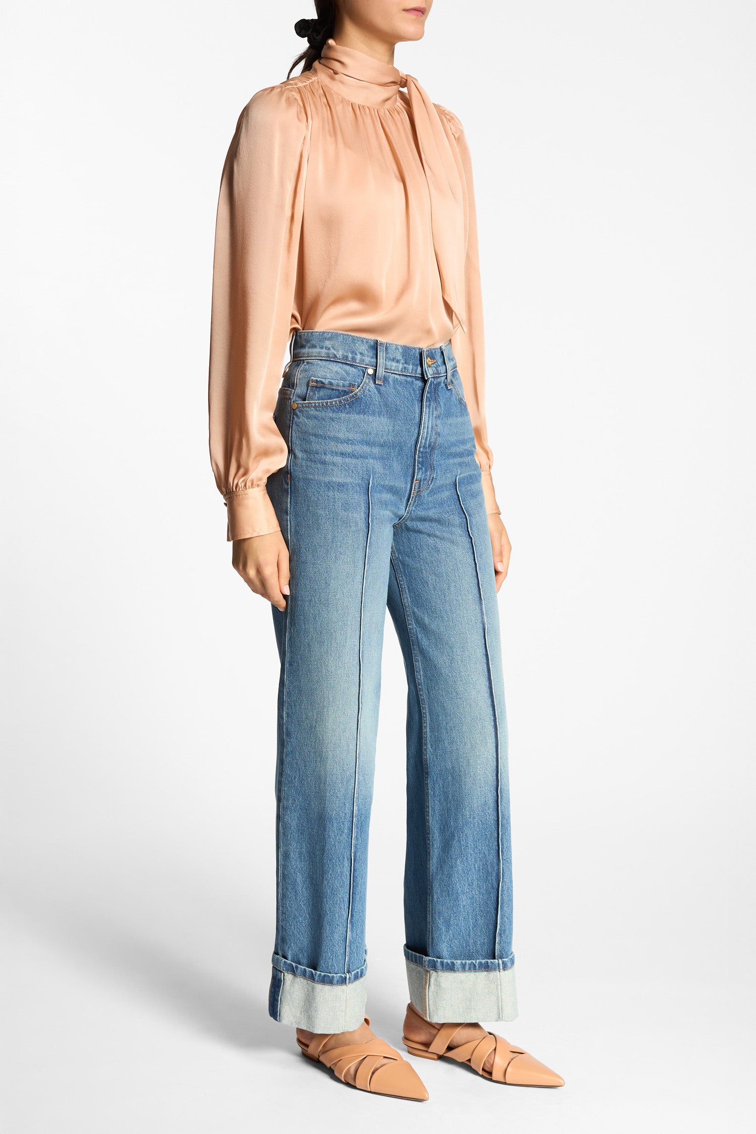 Ulla Johnson Ulla Johnson Genevieve Wide Leg Jeans in Danube - Side Profile On Model | Ulla Johnson