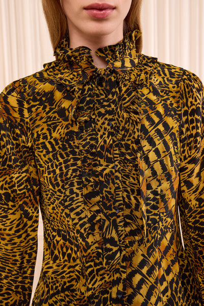 Wren Silk Blouse Ruffled Collar & Bow Tie Close-Up Detail | Ulla Johnson