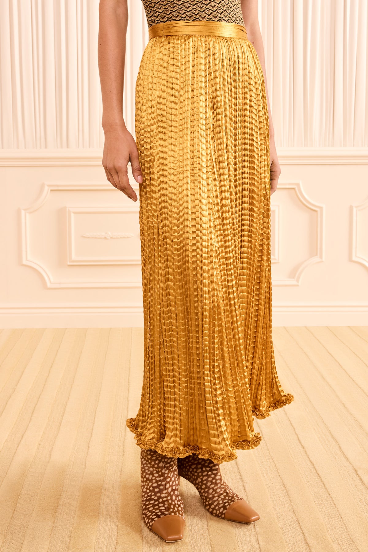 Topaz Satin Pleated Skirt - Waistband and Pleat Texture Detail | Ulla Johnson