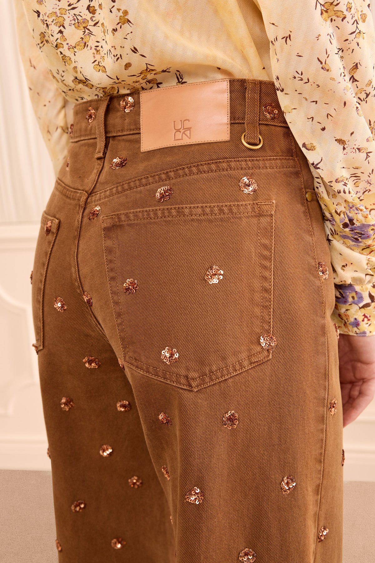 Luxury Embellished Umber Wide Leg Jean - Back Pocket and Leather Logo Patch Detail | Ulla Johnson