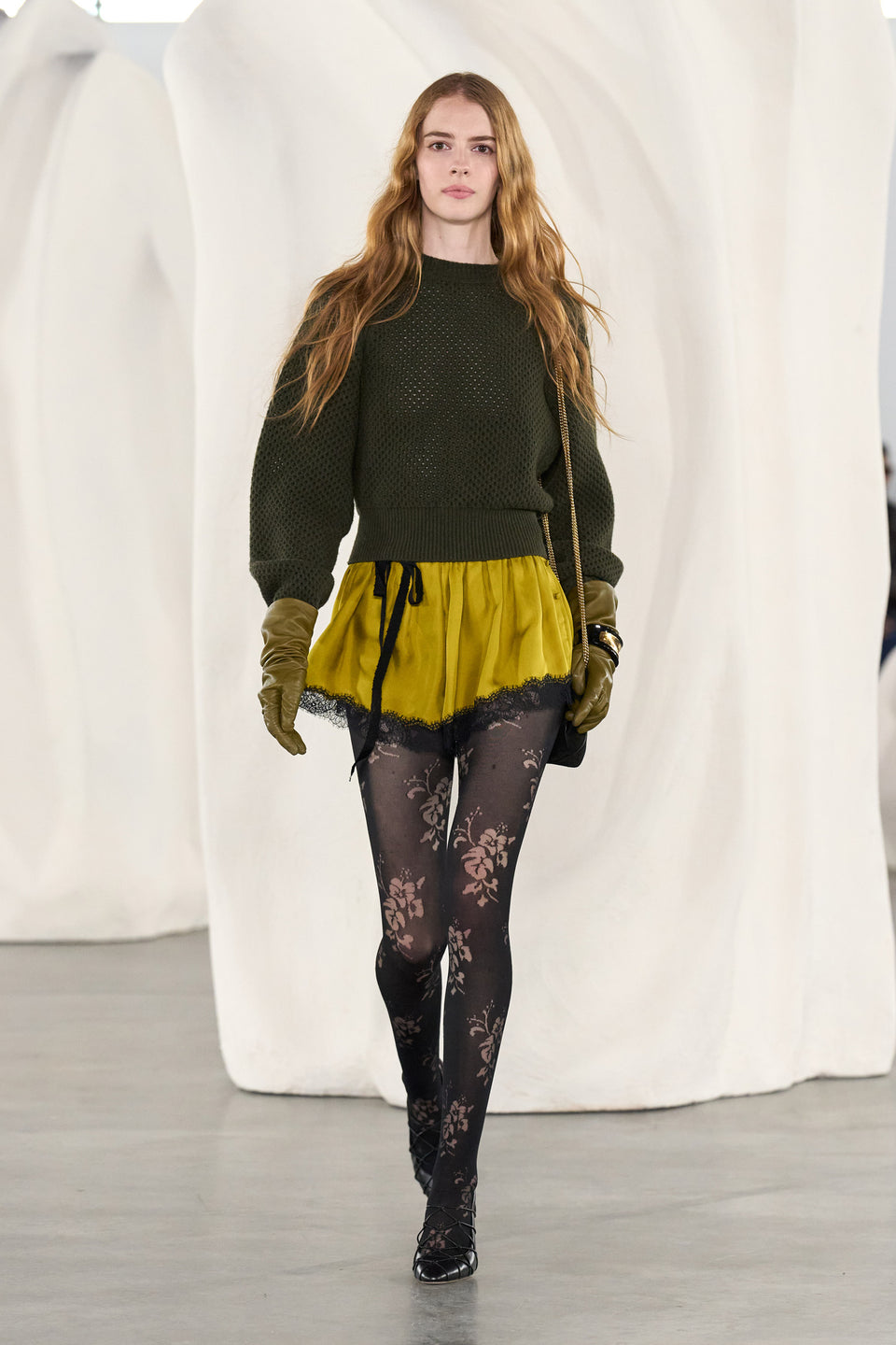 Designer Floral Tights on Runway, AW26 Look 3 Full Look Walking | Ulla Johnson